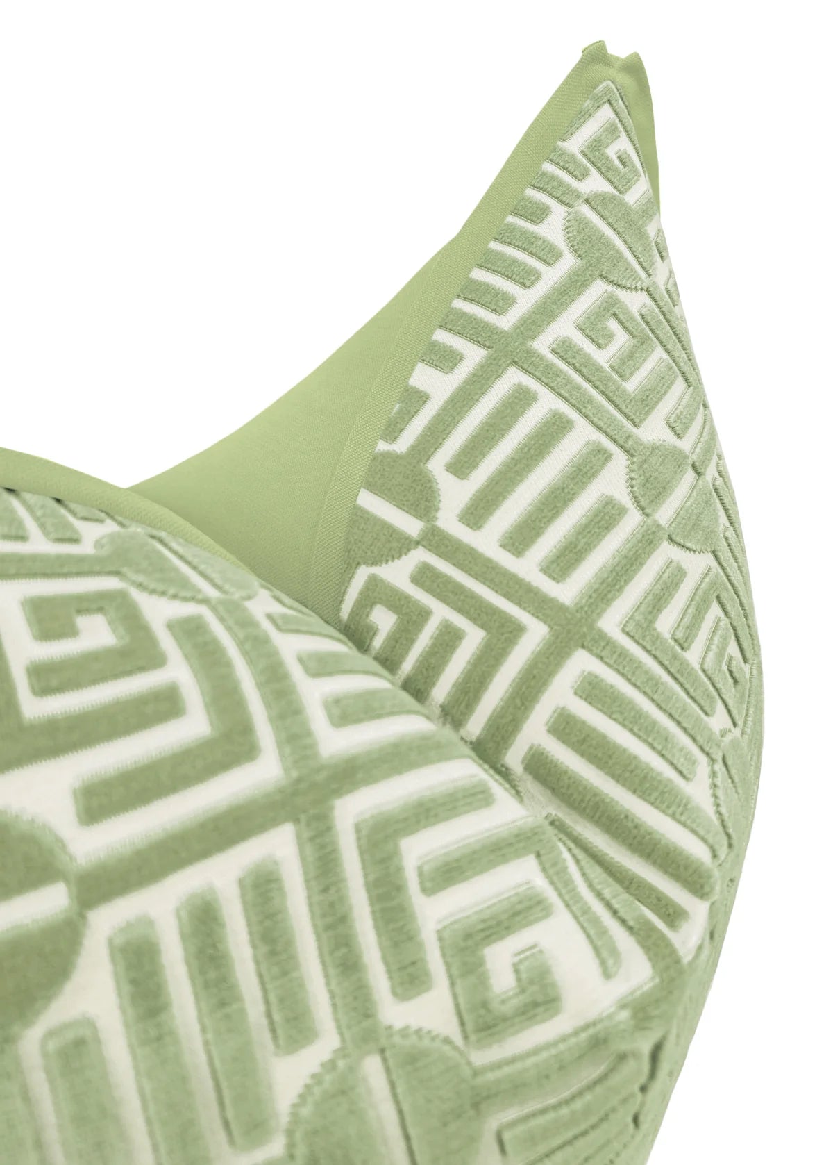 Labyrinth Velvet Sage - Thibaut
