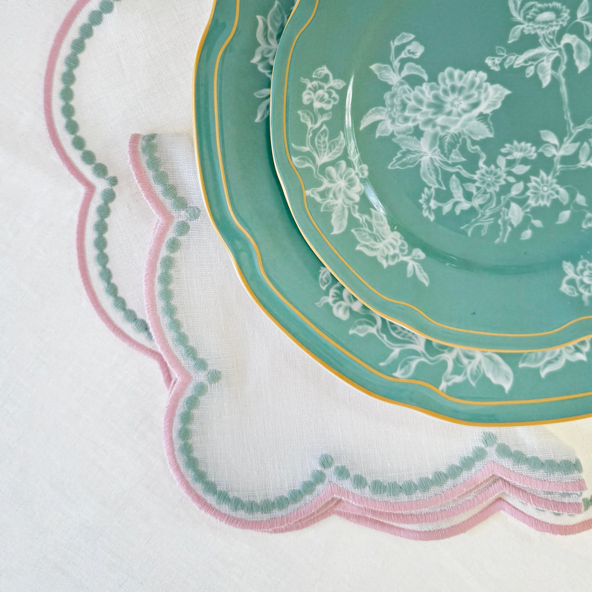 Lilibeth linen white & pink placemat (set of 4)